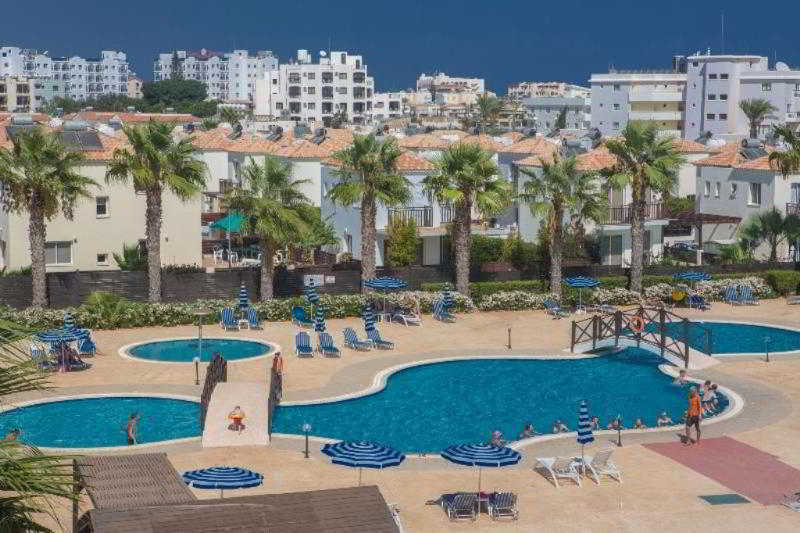 Polycarpia Hotel Pernera Eksteriør billede