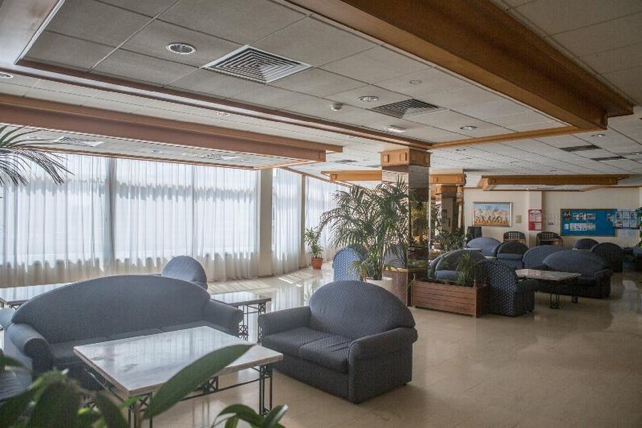 Polycarpia Hotel Pernera Eksteriør billede